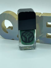 Load image into Gallery viewer, Shamrock (Green with Glitter)